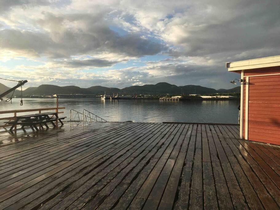 Stille Og Landlig, Men Sentrumsnaer Leilighet Lägenhet Namsos Exteriör bild